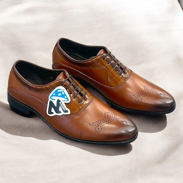 MUSHROOM Black Lace-Up Formal Shoes