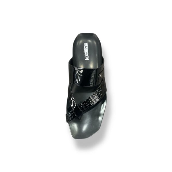 MUSHROOM Croco Cross-Strap Slippers - Black & Brown
