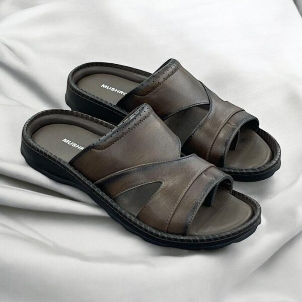 Men Casual Slippers - Black & Brown